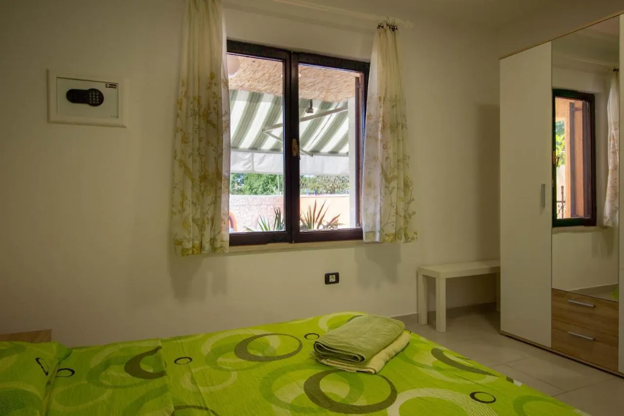 Beautiful Villa Esperanza With Private Pool Near The Beach Pula 0*,